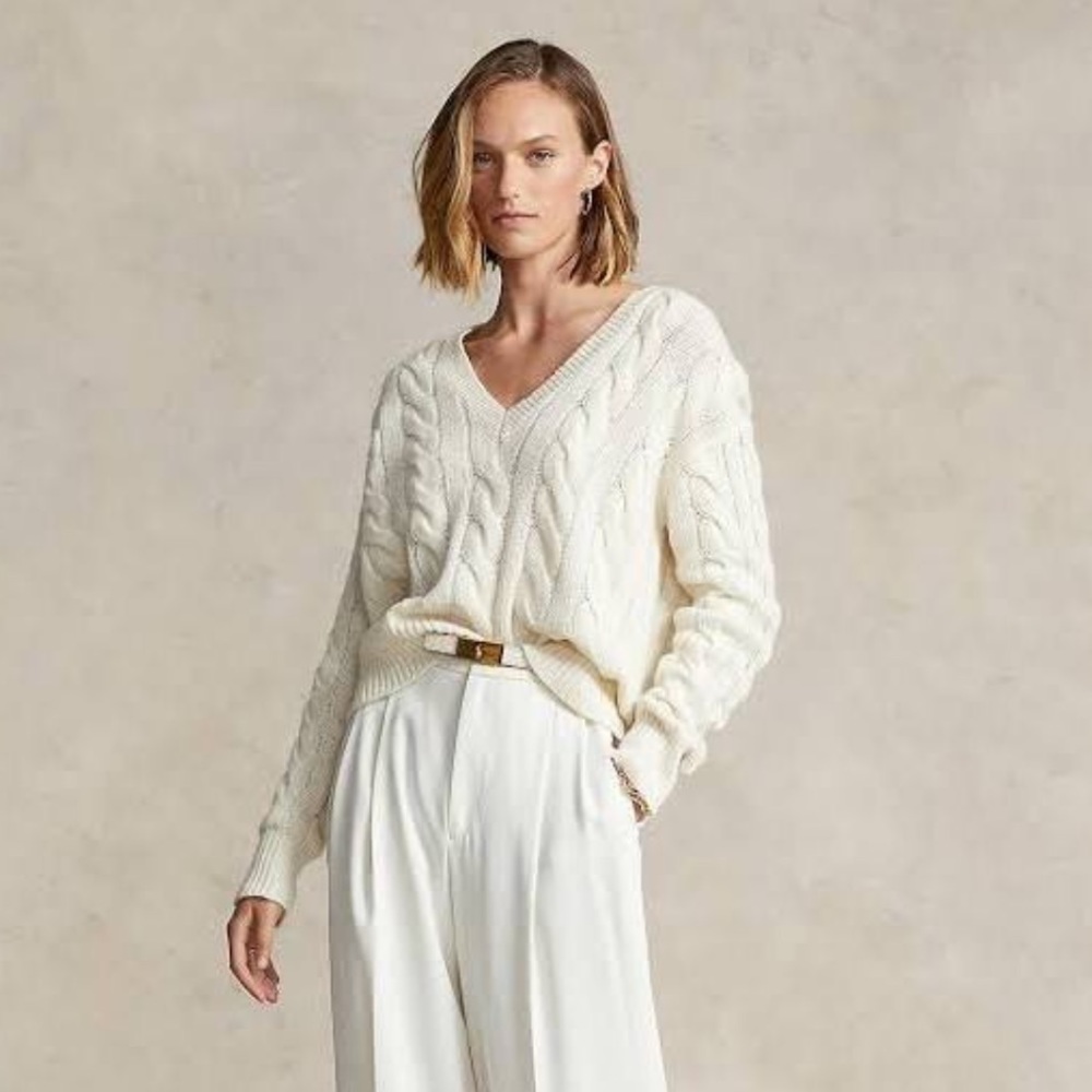 ✨LAUREN RALPH LAUREN 100% Cashmere cable-stitch cream V-neck sweater✨